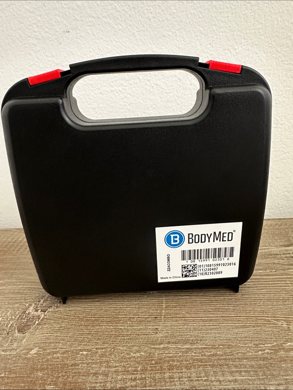 Portable TENS Unit Kit with Carrying Case and Electrode Pads